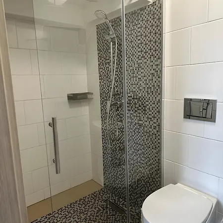Apartamento 3 *